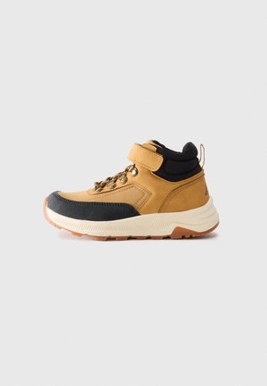 MORIS UNISEX - Walking boots - yellow tan/black