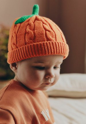 Next, PUMPKIN BABY KNITTED BEANIE HAT UNISEX - Huer - orange