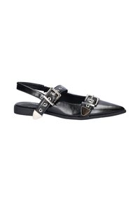 Zwarte leren slingback schoen met een spitse neus, zilveren accessoires, twee verstelbare gespen en een witte neuskap. Geweven afwerking.