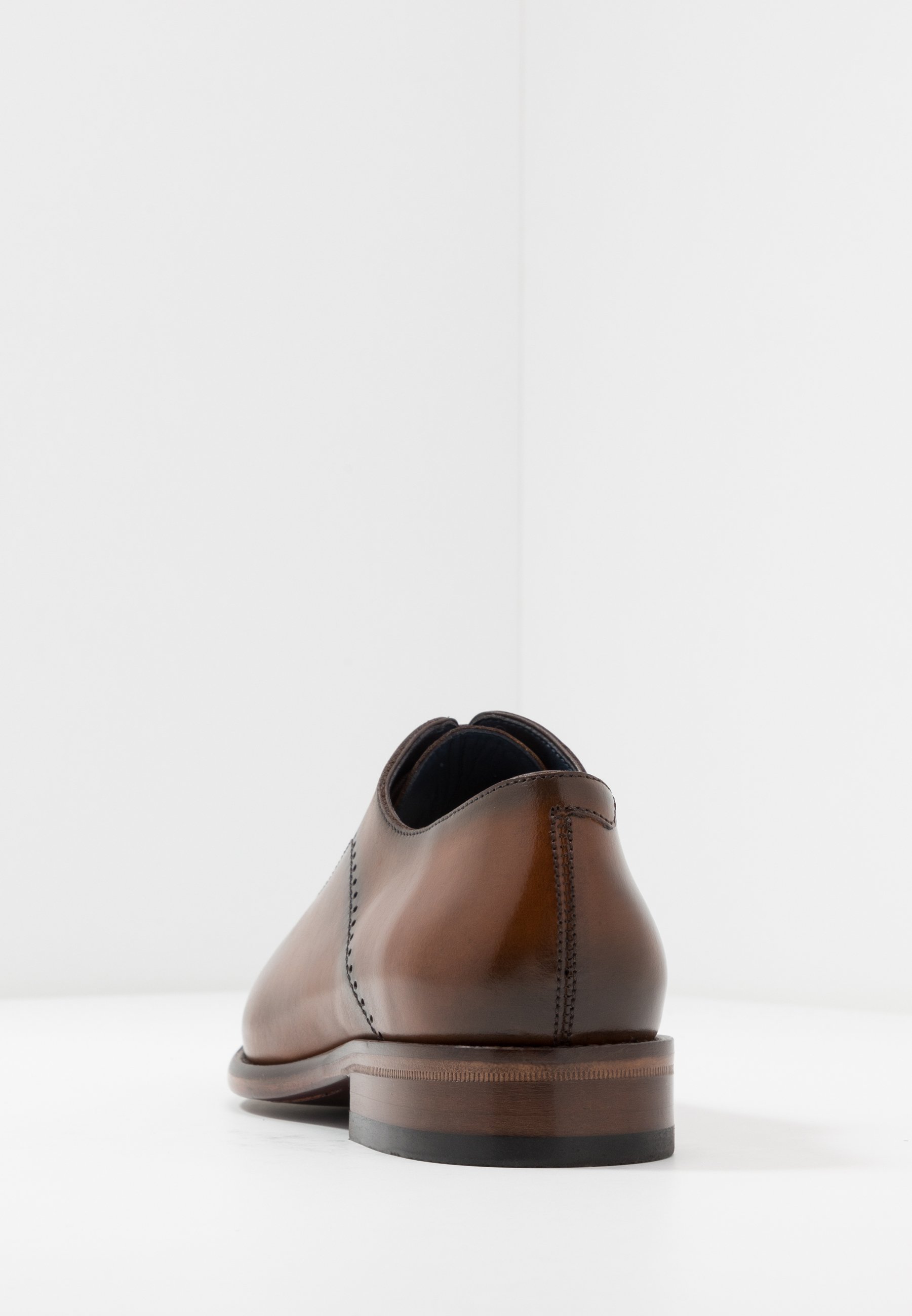Brett & Sons Pensko med snøring natur cognac Zalando.no Brett & Sons Pensko med snøring natur cognac Zalando.no