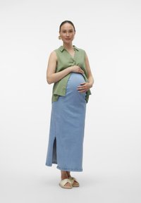MAMALICIOUS MLOSAKA SKIRT - Teksaseelik - light blue denim