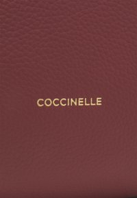 Coccinelle WALLACE - Käsilaukku - bordeaux/red