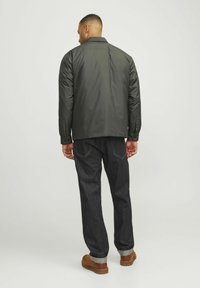 R.D.D. ROYAL DENIM DIVISION Viegla jaka - peat