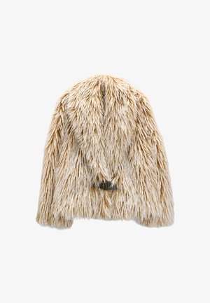 Kurtka z sztucznego futra w beżowym kolorze, o długiej i puszystej teksturze. Posiada paski w talii oraz kaptur. Widok z tyłu ukazuje miękką, kudłatą strukturę.