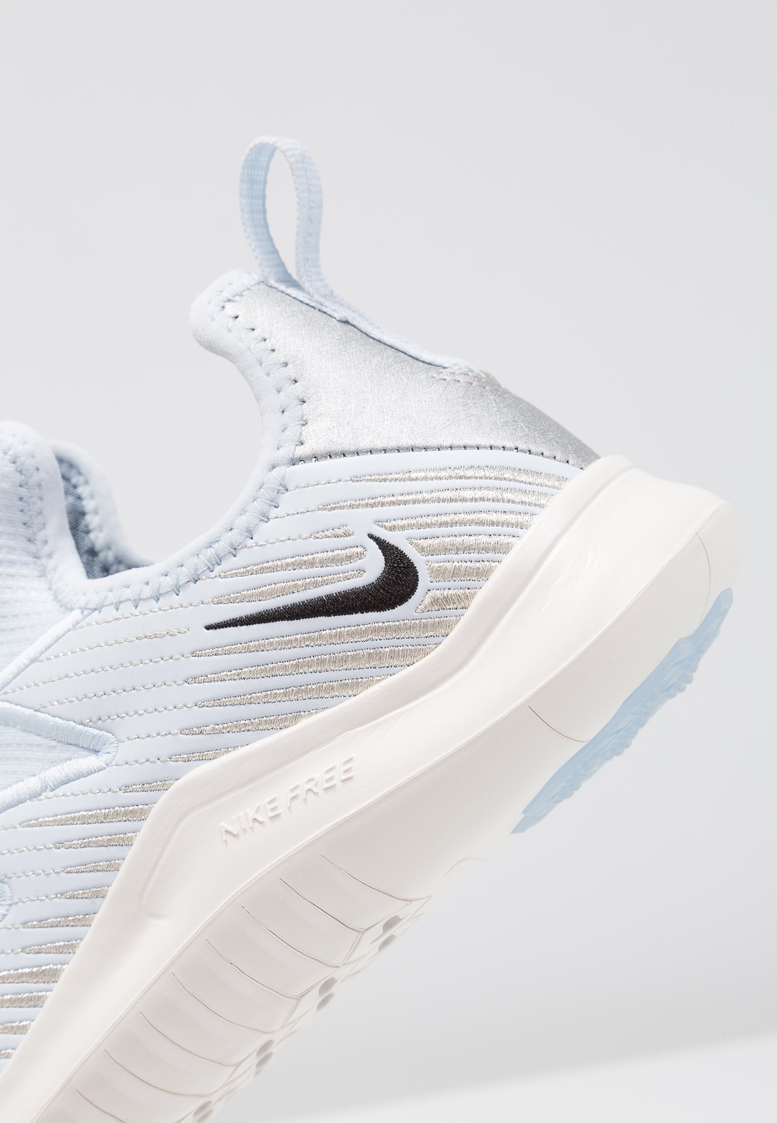 nike performance free tr flyknit