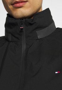 Tommy Hilfiger Giacca leggera - black