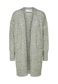 Cardigan lungo con apertura frontale in morbido materiale knit grigio chiaro. Presenta spalle scese, due tasche frontali e polsini a coste. Senza chiusure.