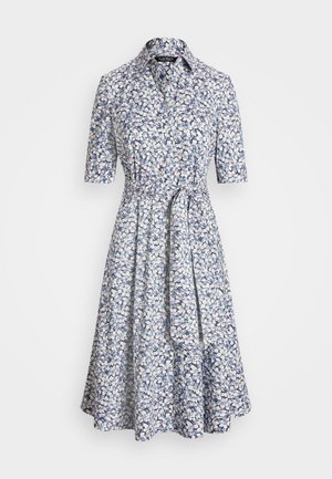 Jurk met bloemenprint, korte mouwen, knopen aan de voorkant, kraag en een bijpassende stoffen riem gestrikt in de taille.