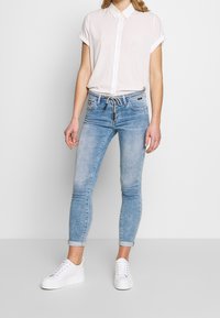Mavi Skinny-Farkut - light-blue denim