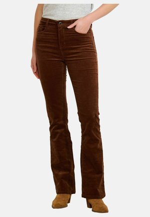 - Jeansy Bootcut