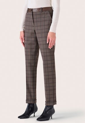 Camomilla Italia BELLA - Pantalon classique - brown