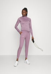 Under Armour MOTION JOGGER - Treningo apatinė dalis - misty purple/fresh orchid