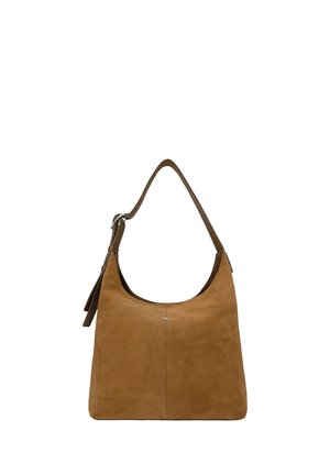 Braune Wildleder-Schultertasche mit einem einzelnen Riemen und dezenten Frontnähten auf weißem Hintergrund.