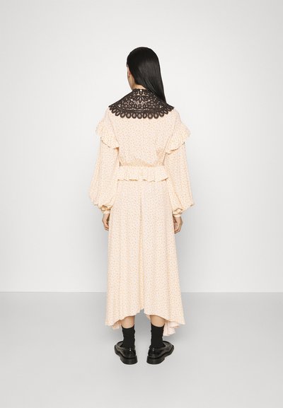 ROKH LONG SLEEVE RUFFLE DRESS - Vestido de cocktail / Vestido de festa - yellowdaisy