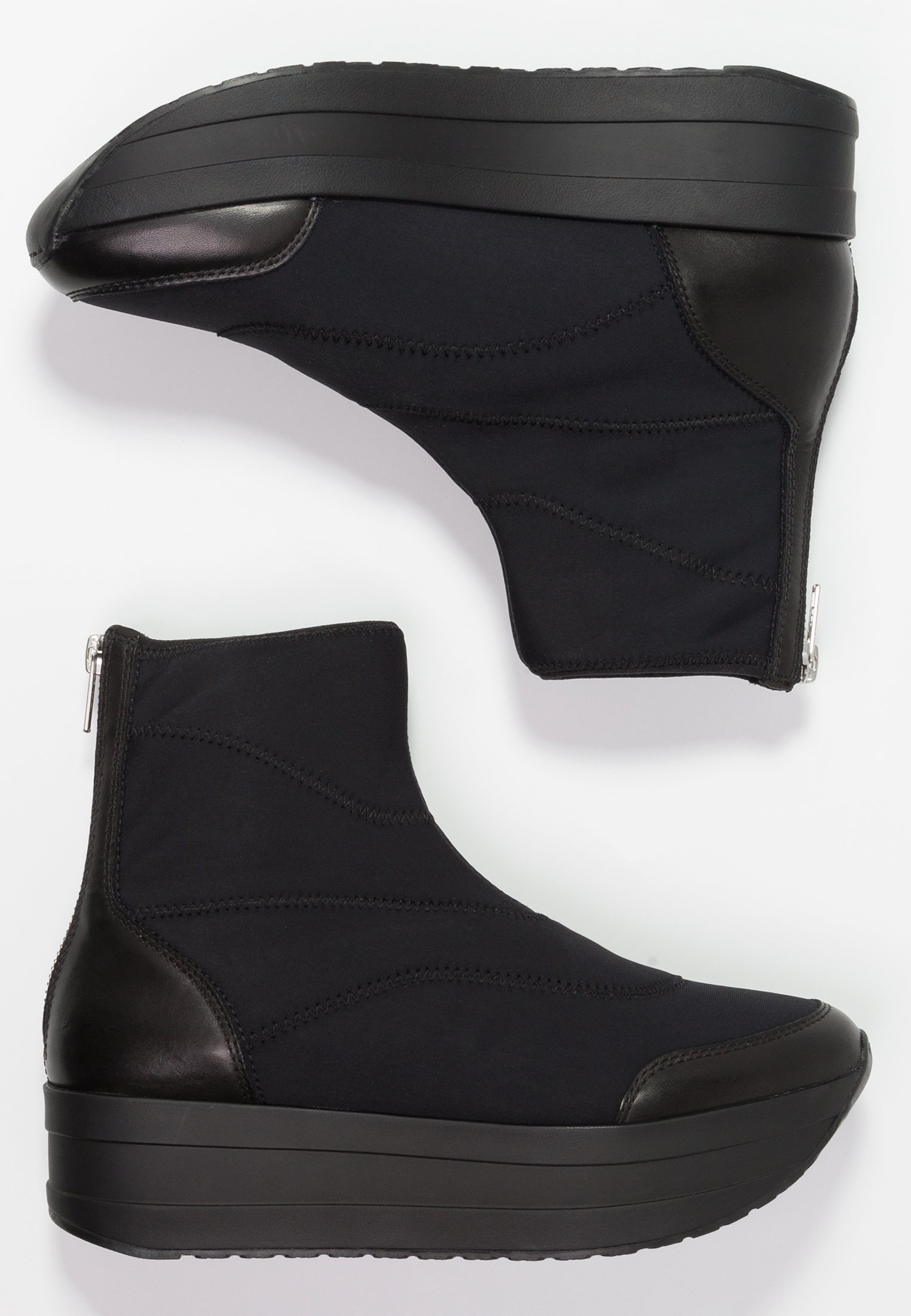 vagabond casey platform