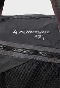 Klättermusen MIMER DUFFELBAG 25L UNISEX - Reistas - raven