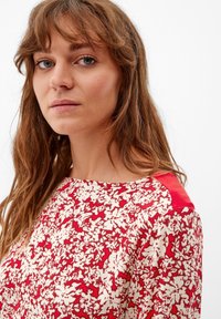s.Oliver Blouse - chilirot