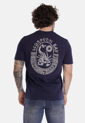 T-shirt con stampa - blu scuro