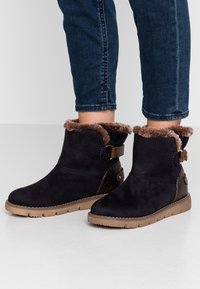 TOM TAILOR Botines - dark blue