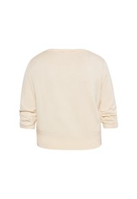 Crème-kleurige trui met driekwart mouwen en geplooide details bij de manchetten. Gladde textuur en casual, ontspannen pasvorm.