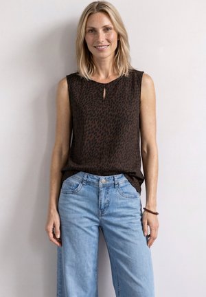 Street One, BLUSENTOP MIT RUNDHALS UND CUT-OUT-DETAIL - Blusa - molten earth