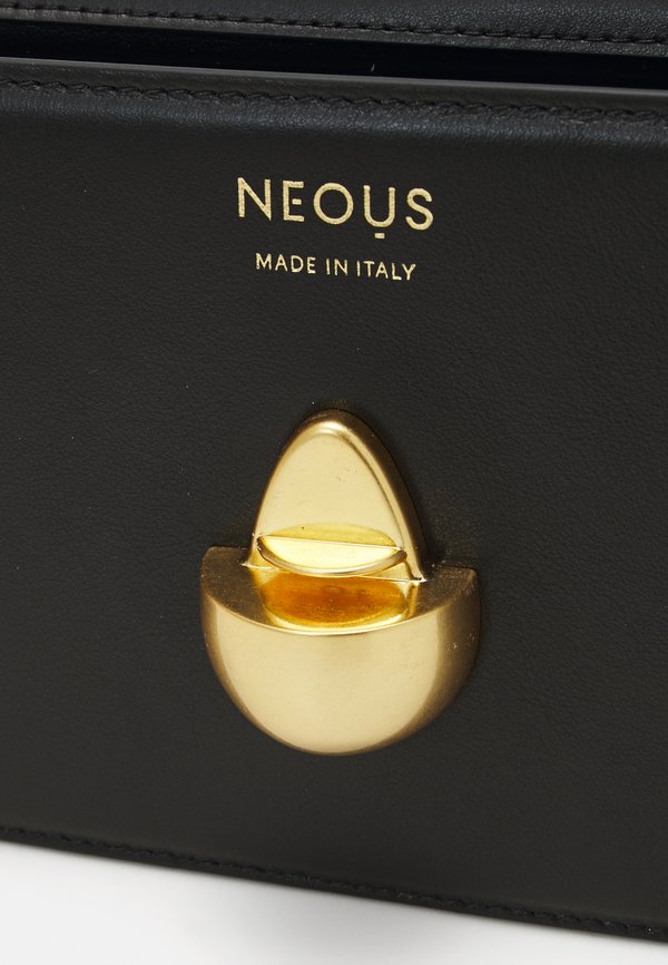 PHOENIX 1.0 - Handbag3