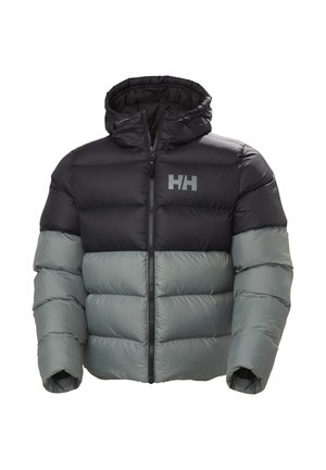 Geplüschte Jacke mit einem schwarzen Oberteil und grauem unteren Teil, mit einem Reißverschluss vorne, Kapuze und einem Logo auf der Brust. Glatte Textur und gesteppter Design.
