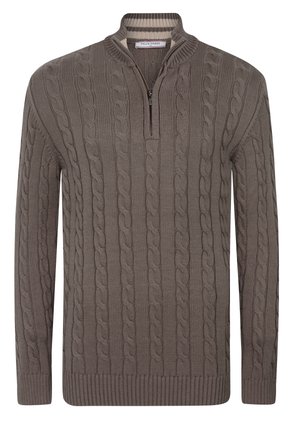 Brun strikket sweater med høj krave og halv lynlås. Har et kabelmønster og ribbet manchetter og nederste kant. Blød tekstur og medium vægt.