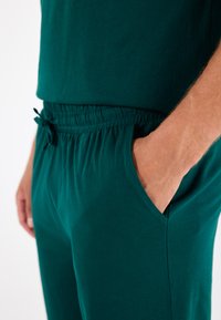 Pier One 2 PACK SET - Komplet pidžame - dark green/dark blue