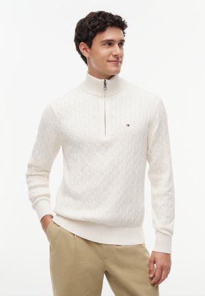 Tommy Hilfiger, CLASSIC CABLE ZIP MOCK - Strickpullover - ivory petal
