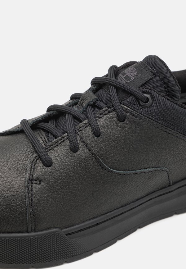 MAPLE GROVE  - Trainers2