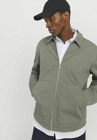 Jack & Jones JJWINSON WORKER - Veste légère - agave green