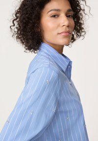 Gerry Weber LANGARM MIT DEKOR - Button-down blouse - dawn white stripes