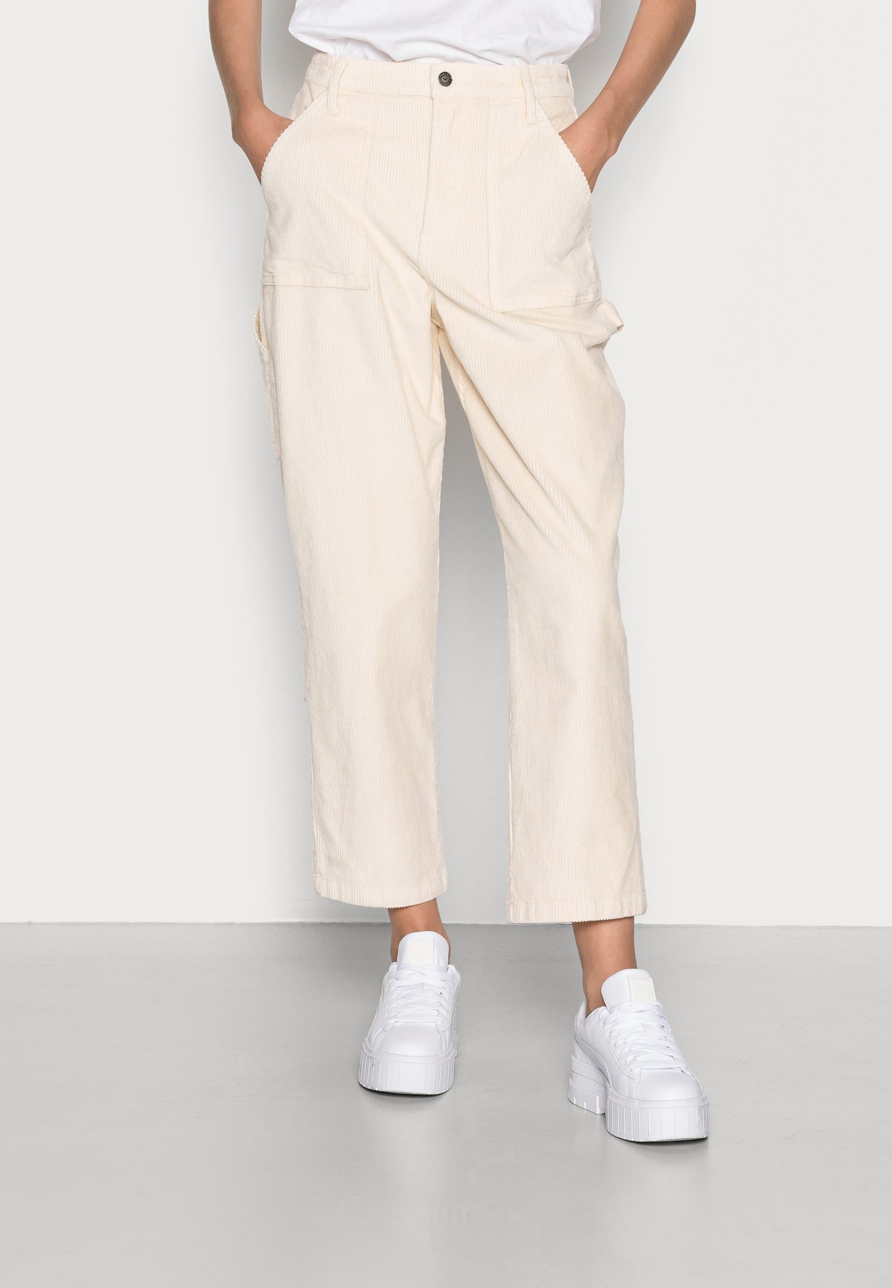 Hollister Co. CURVY STRAIGHT PANT 