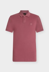 Niewybrane, medium red