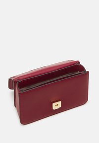 MICHAEL Michael Kors DELANCEY - Käsilaukku - deep red