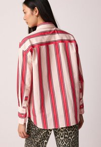 Next OVERSIZED  - Paitapusero - red ecru stripe