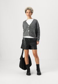 ONLY Petite ONLZOEY CARDIGAN - Strickjacke - dark grey melange