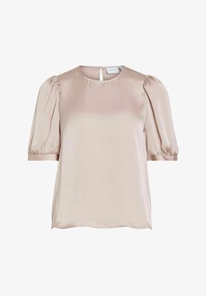 Miękka różowa satynowa bluzka z bufkami na krótkich rękawach, okrągłym dekoltem i zapięciem na guzik w kształcie dziurki z tyłu.