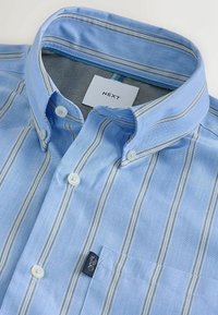 Non sélectionné, light blue stripe