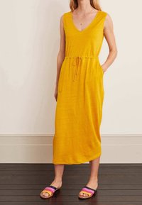 Boden Vardagsklänning - dark yellow