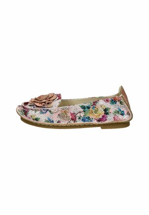 Scarpa ballerina floreale in rosa chiaro, con motivi floreali multicolore, una finitura testurizzata e un fiore in tessuto decorativo sulla punta.