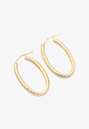 Hoop-øreringe i guldton med flettet tekstur og poleret finish. Oval form med låslukning, måler cirka 6,5 cm i længden.