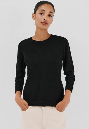 Pullover - black