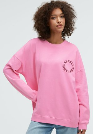 MIT VINTAGE-WASCHUNG UND BACKPRINT - Sweatshirt - rose pink
