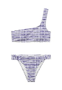 Bikini top na jedno rame i odgovarajući donji deo u beloj boji sa vertikalnim ljubičastim prugama u tehnici tie-dye. Glatka tkanina sa minimalnim detaljima šavova.