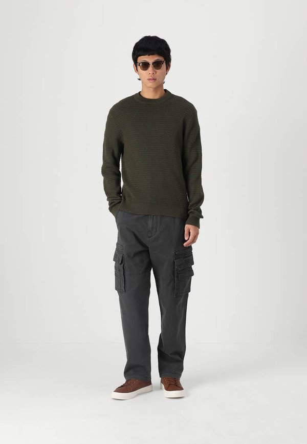 Loose Heavyweight Cargo Pants - Cargo trousers - raven3