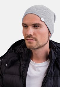 CASH-MERE Gorro - hellgrau melange