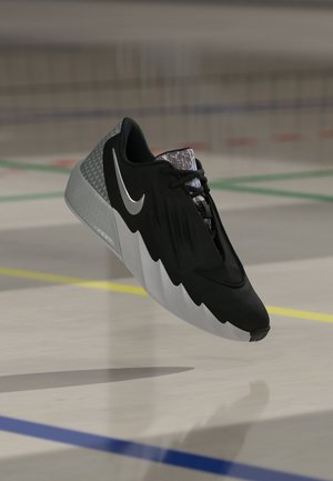 Nike Performance, TWELVE TIME UNISEX - Chaussures de basket - black/metallic silver/smoke grey