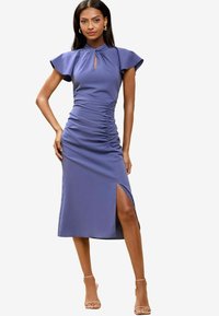 SHORT SLEEVE RUCHED KEYHOLE FIT AND MIDI - Denné šaty - blue